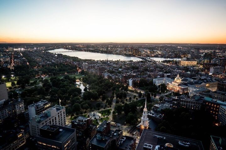 Property Photo: 1 Franklin Street 3112 MA 02110