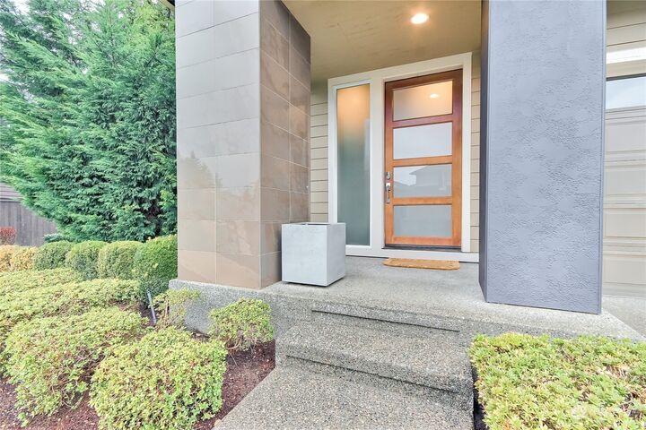 Property Photo:  3822 NE 24th Court  WA 98056 