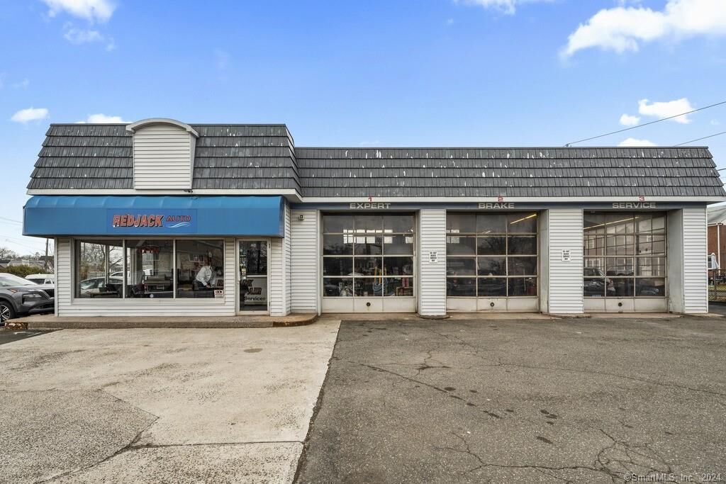 Property Photo:  356 Main Street  CT 06512 