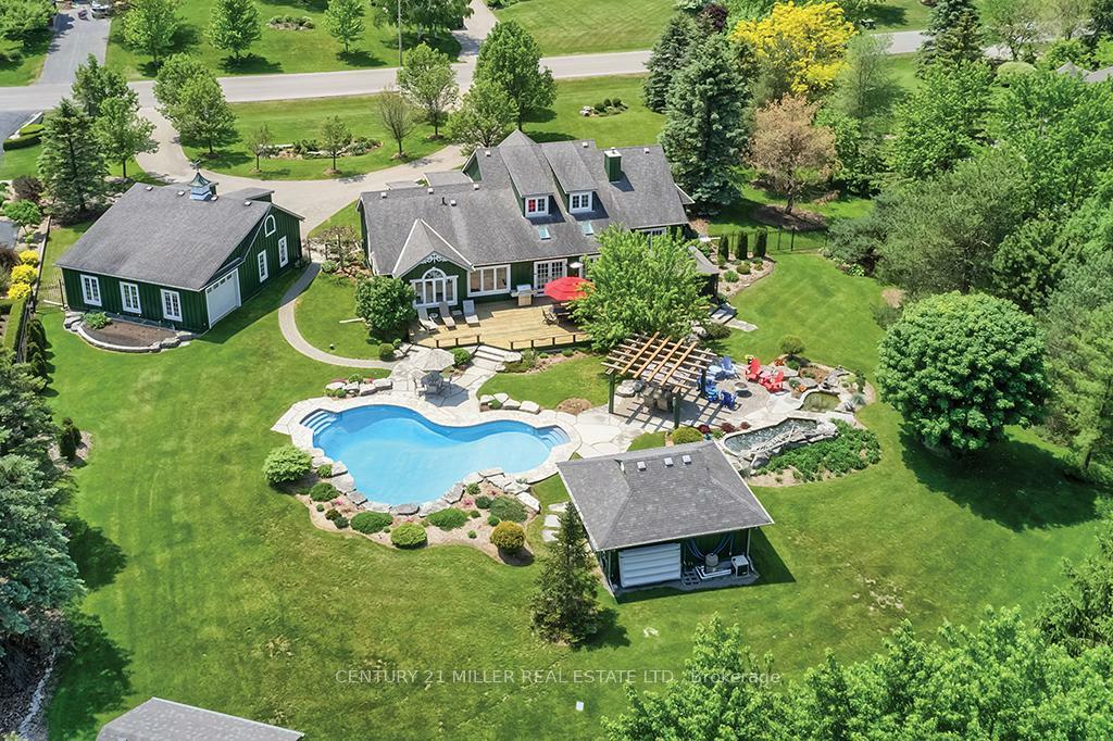 Photo de la propriété:  27 Weneil Drive  ON L8B 0Z6 
