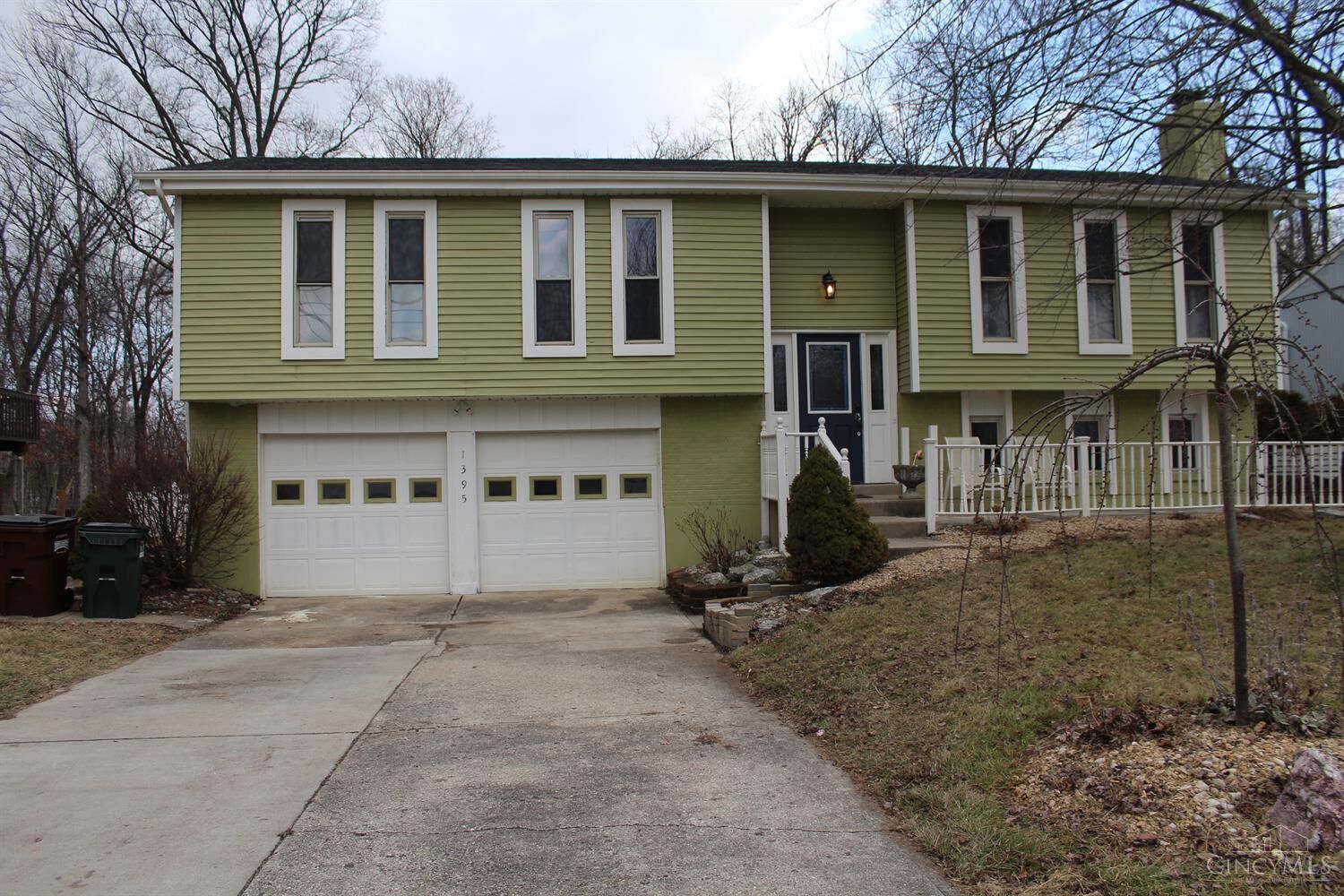 Property Photo:  1395 Hazelgrove Drive  OH 45240 