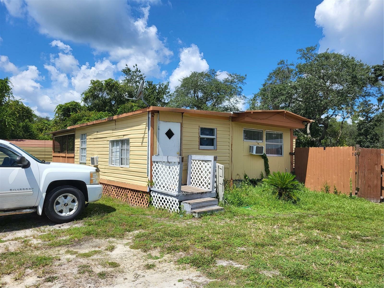 Property Photo:  27945 Veva Avenue  FL 32767 