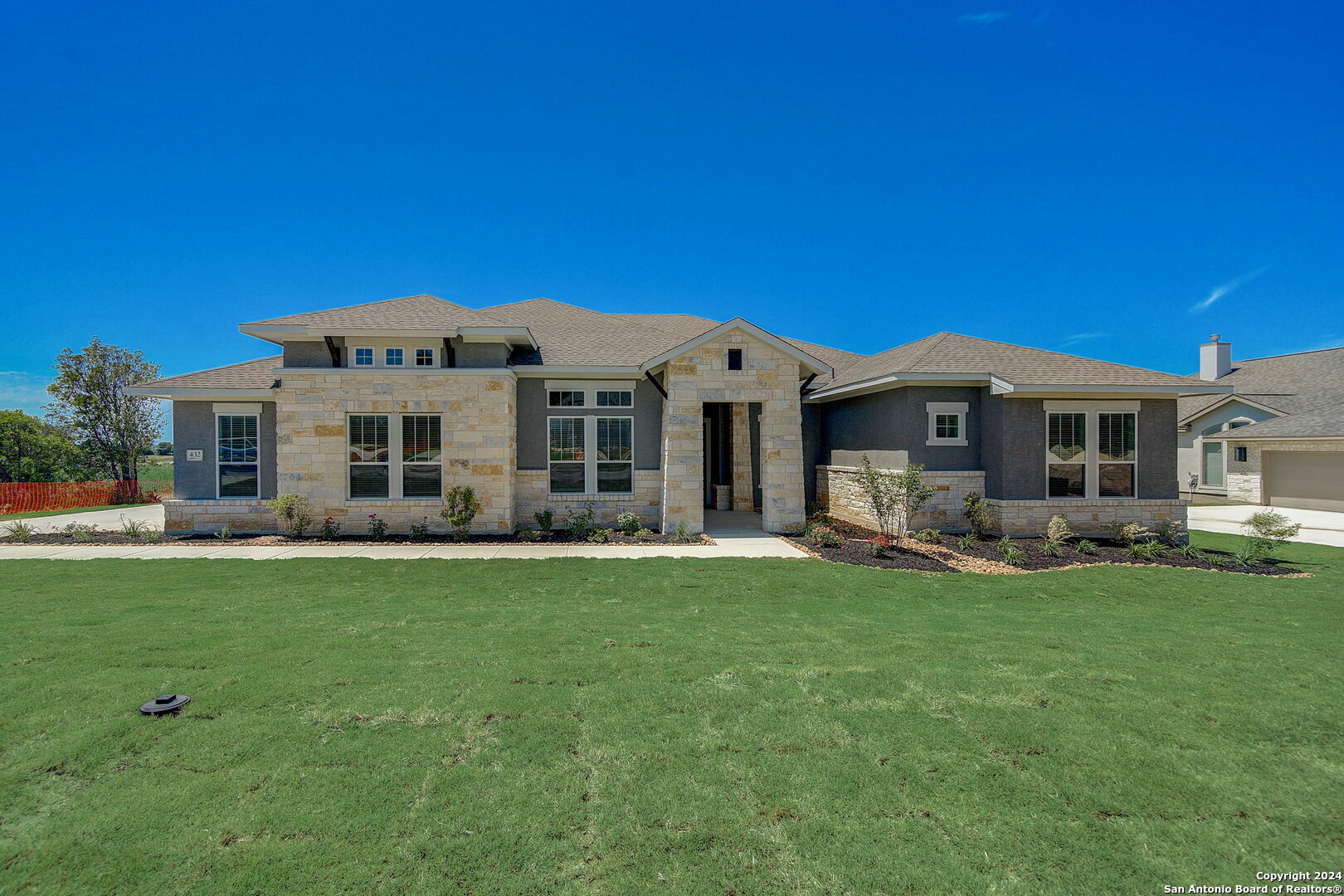 Property Photo:  432 Falcon Cove  TX 78253 