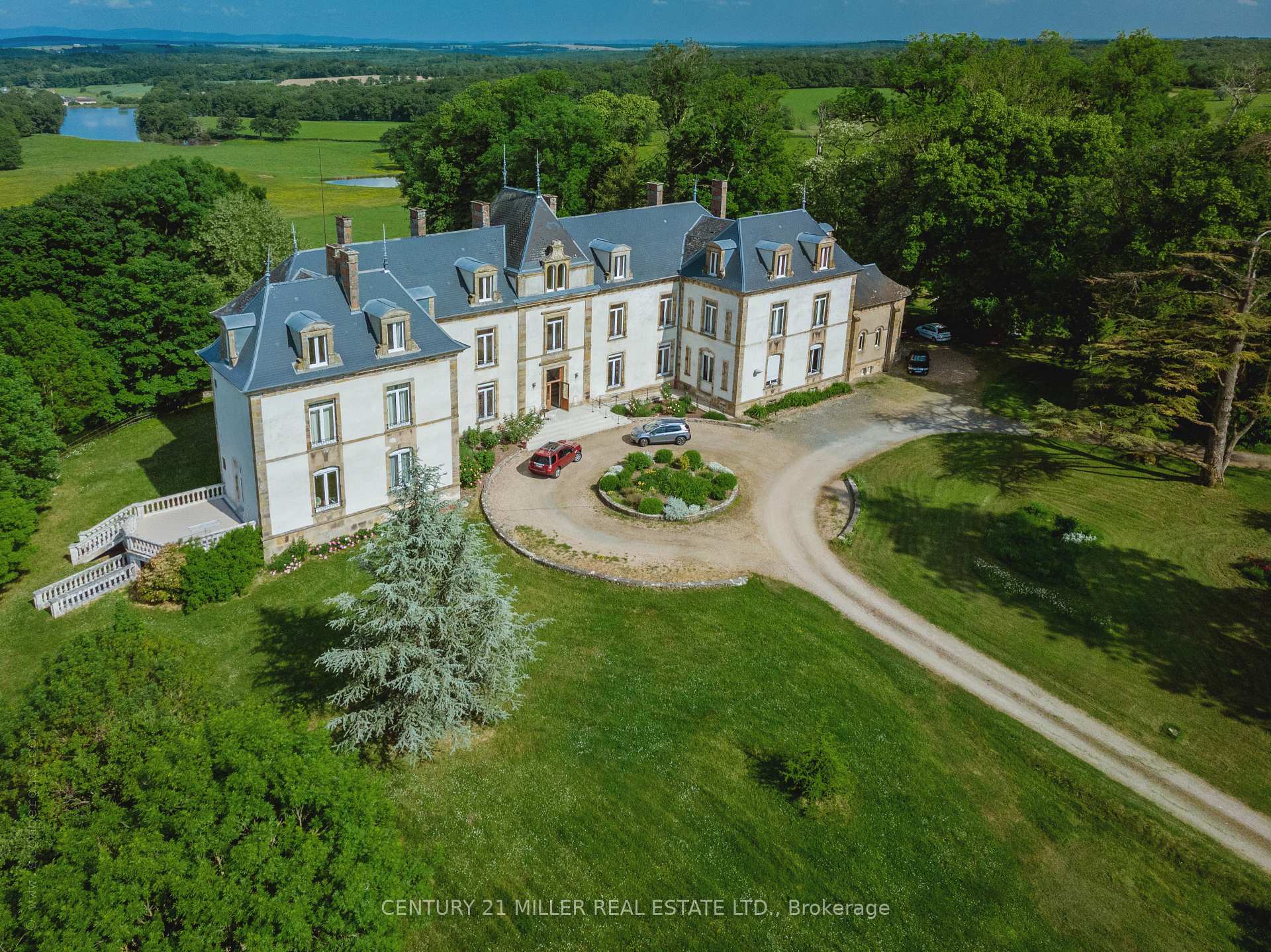 Photo de la propriété:  58720 Chateau Du Chene    