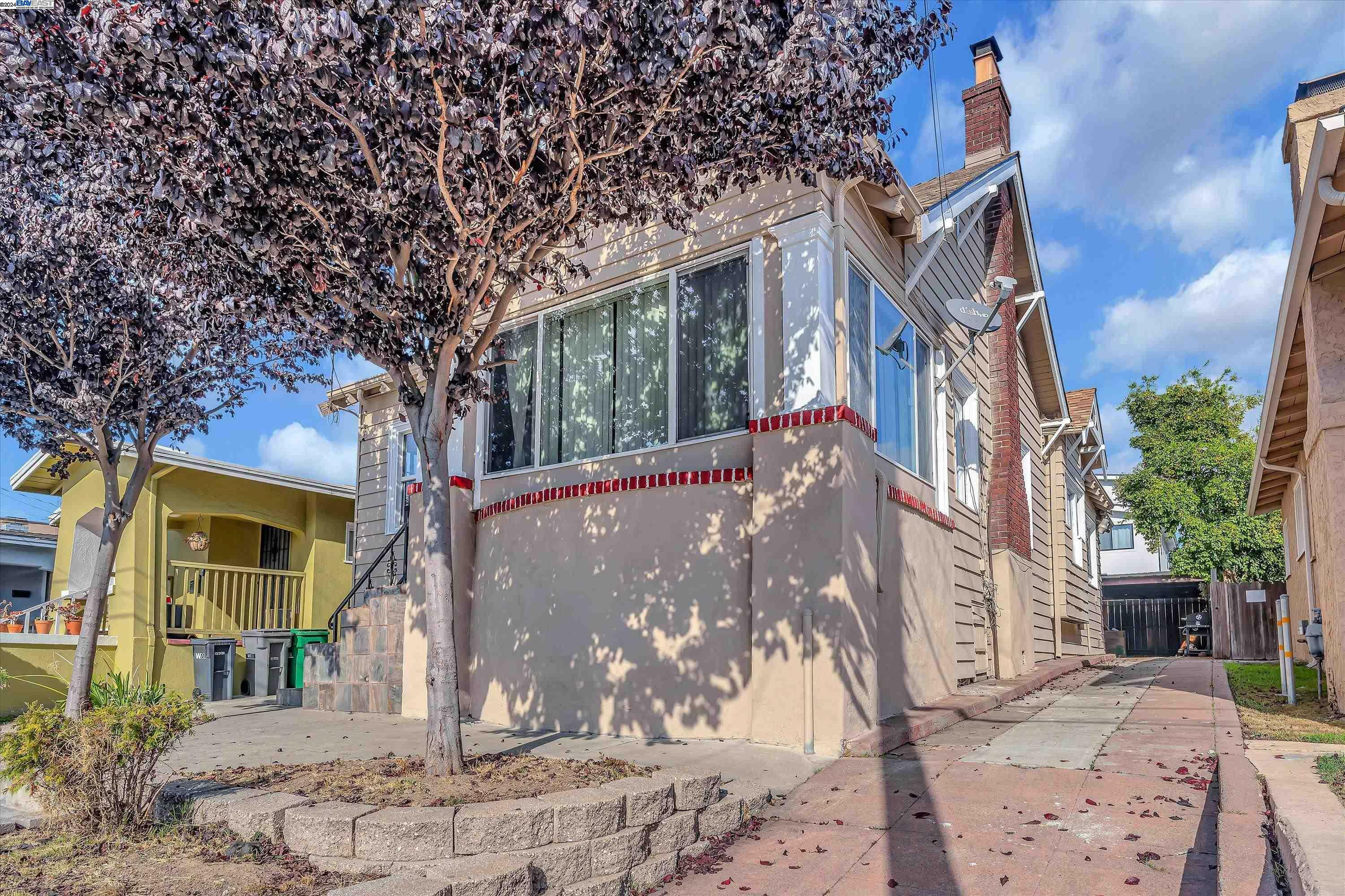 Property Photo:  5444 Trask St  CA 94601 