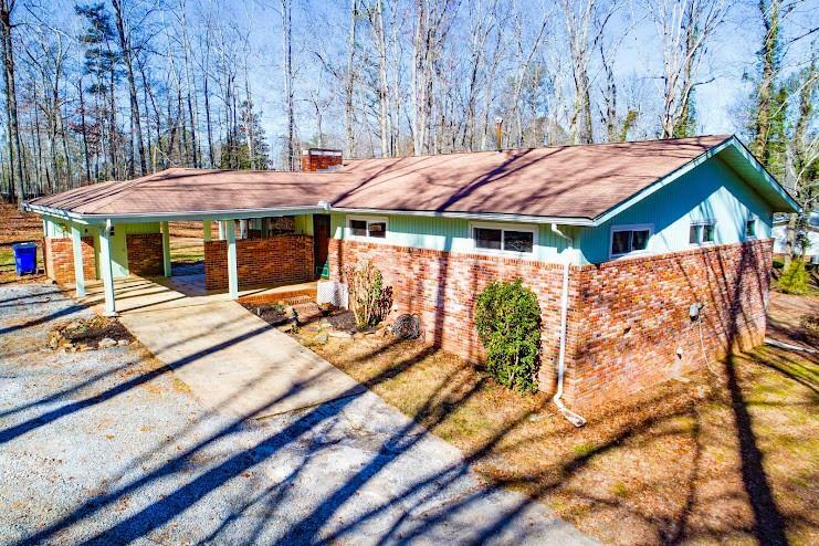 Property Photo: 123 Lakeview Circle GA 30110