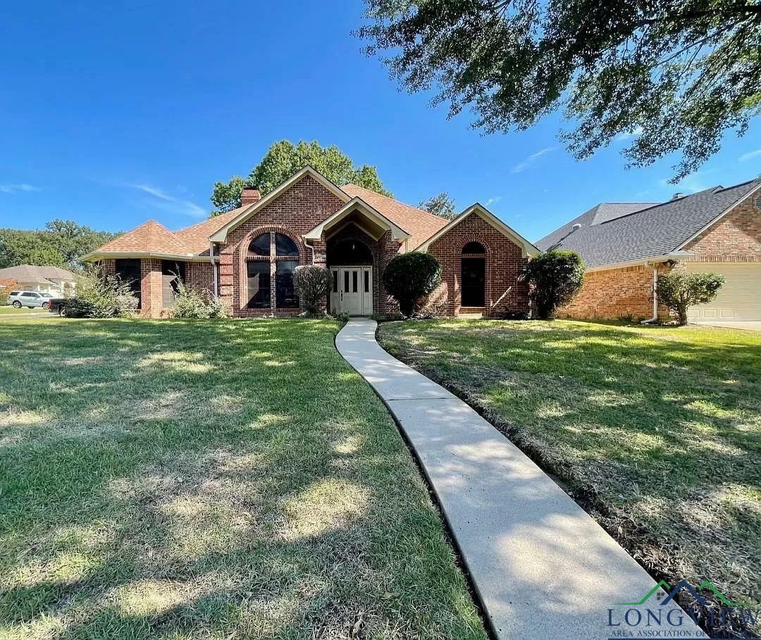 Property Photo:  504 Lakewood Drive  TX 75604-0000 