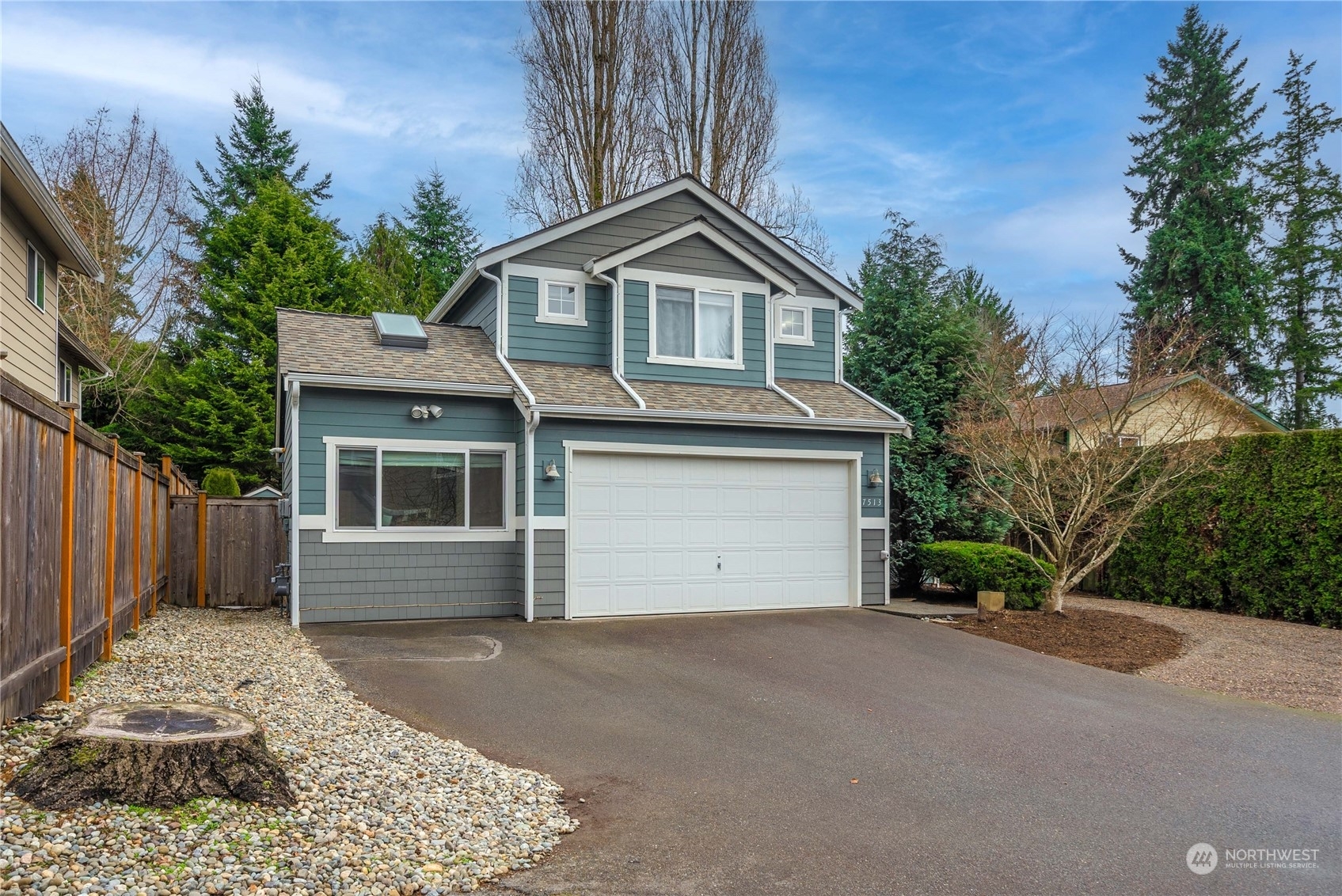 Property Photo:  7513 NE 195th Street  WA 98028 