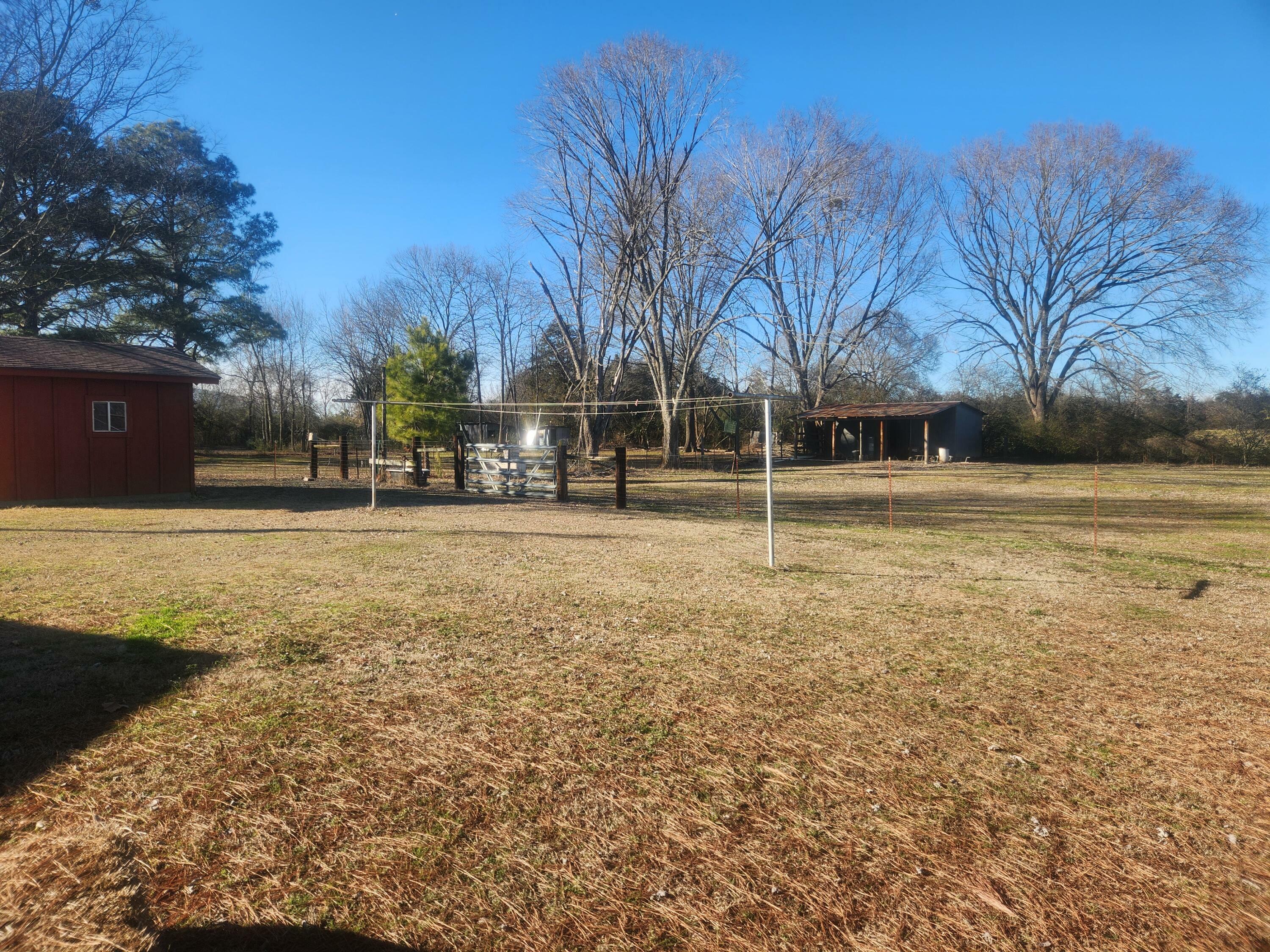 Property Photo:  17715 State Highway 28  AR 72834 