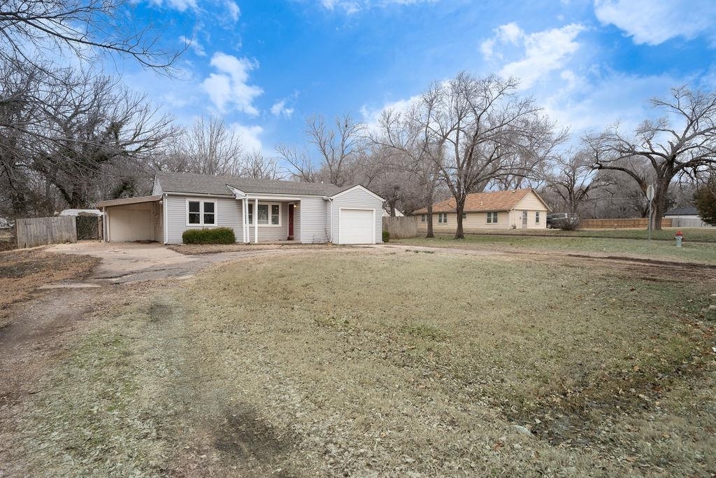 Property Photo:  3301 S Clifton Ave  KS 67216 