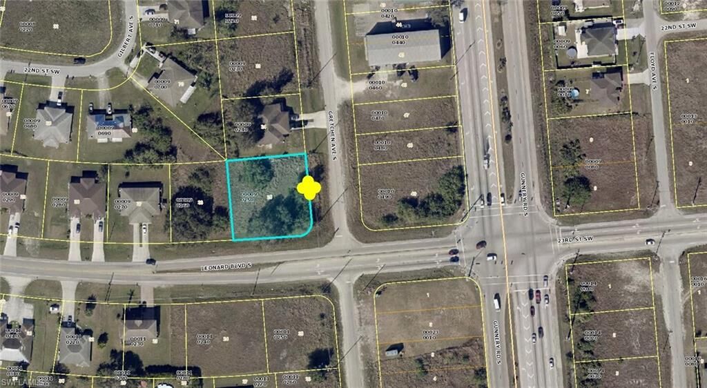 Property Photo: 1596 Gretchen Ave S FL 33973