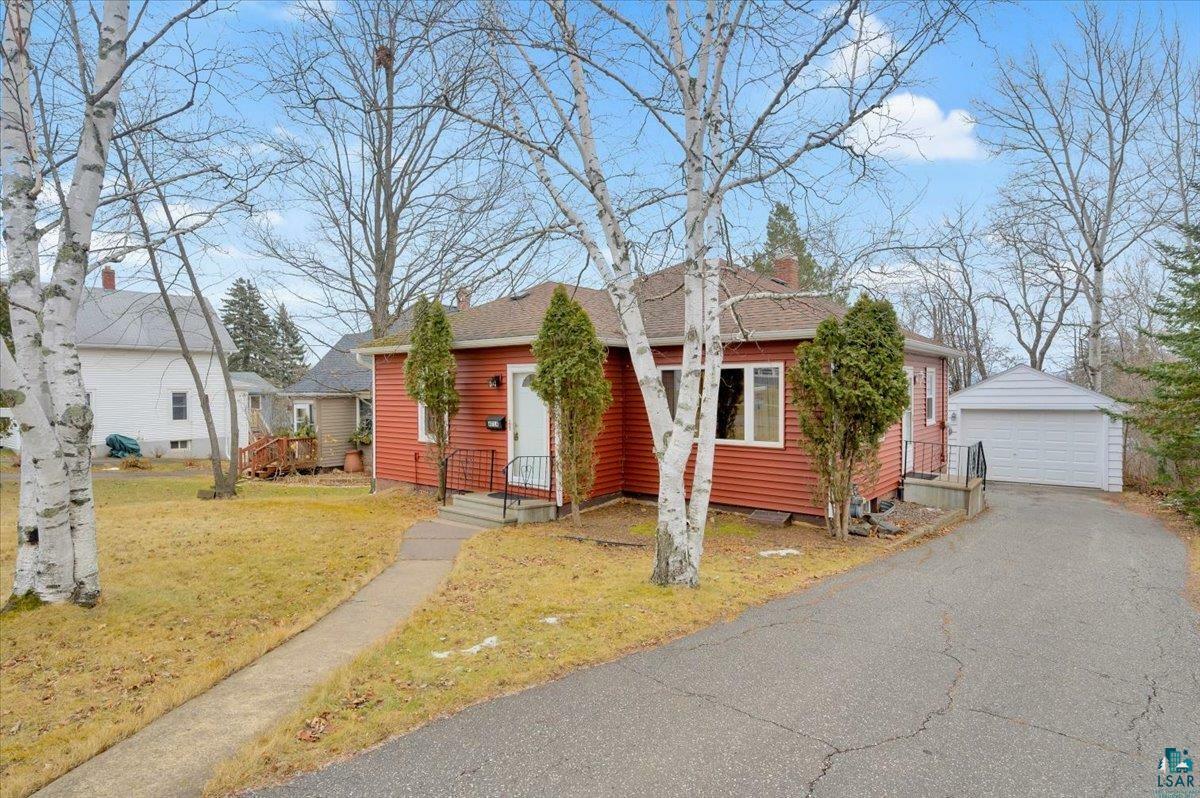 Property Photo:  4714 Oneida St  MN 55804 