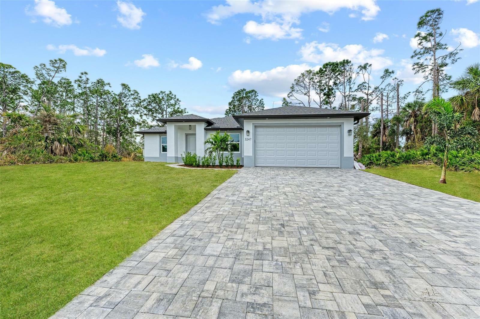 Property Photo:  3247 Lucaya Avenue  FL 34286 