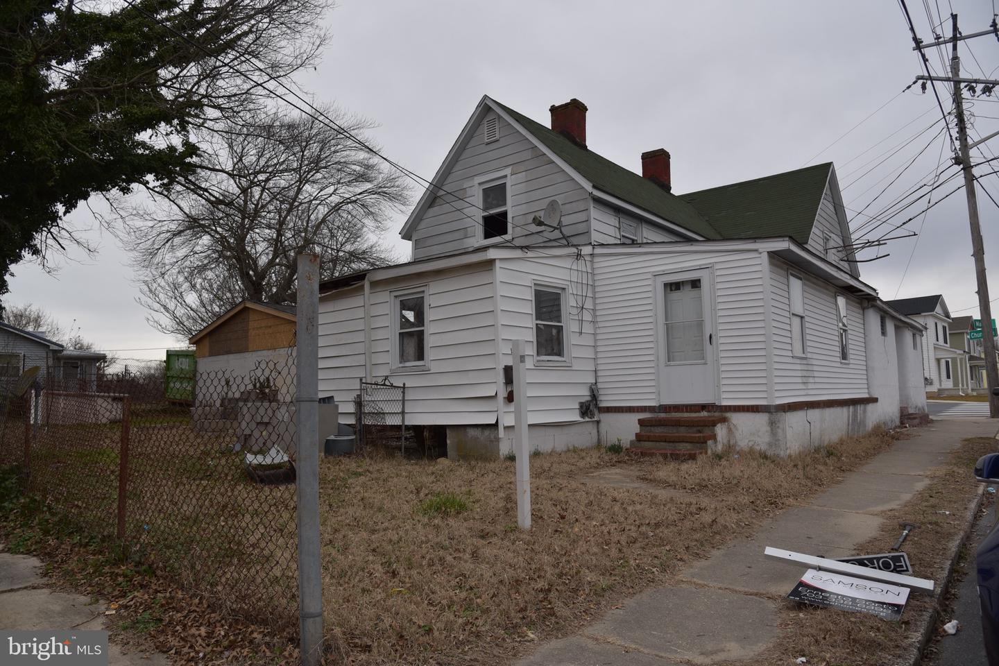 Property Photo: 126 N Main Street DE 19933