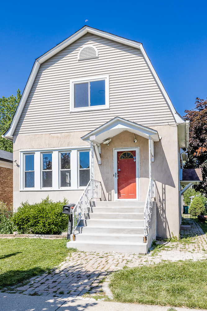 Property Photo:  2642 Kenilworth Avenue  IL 60402 