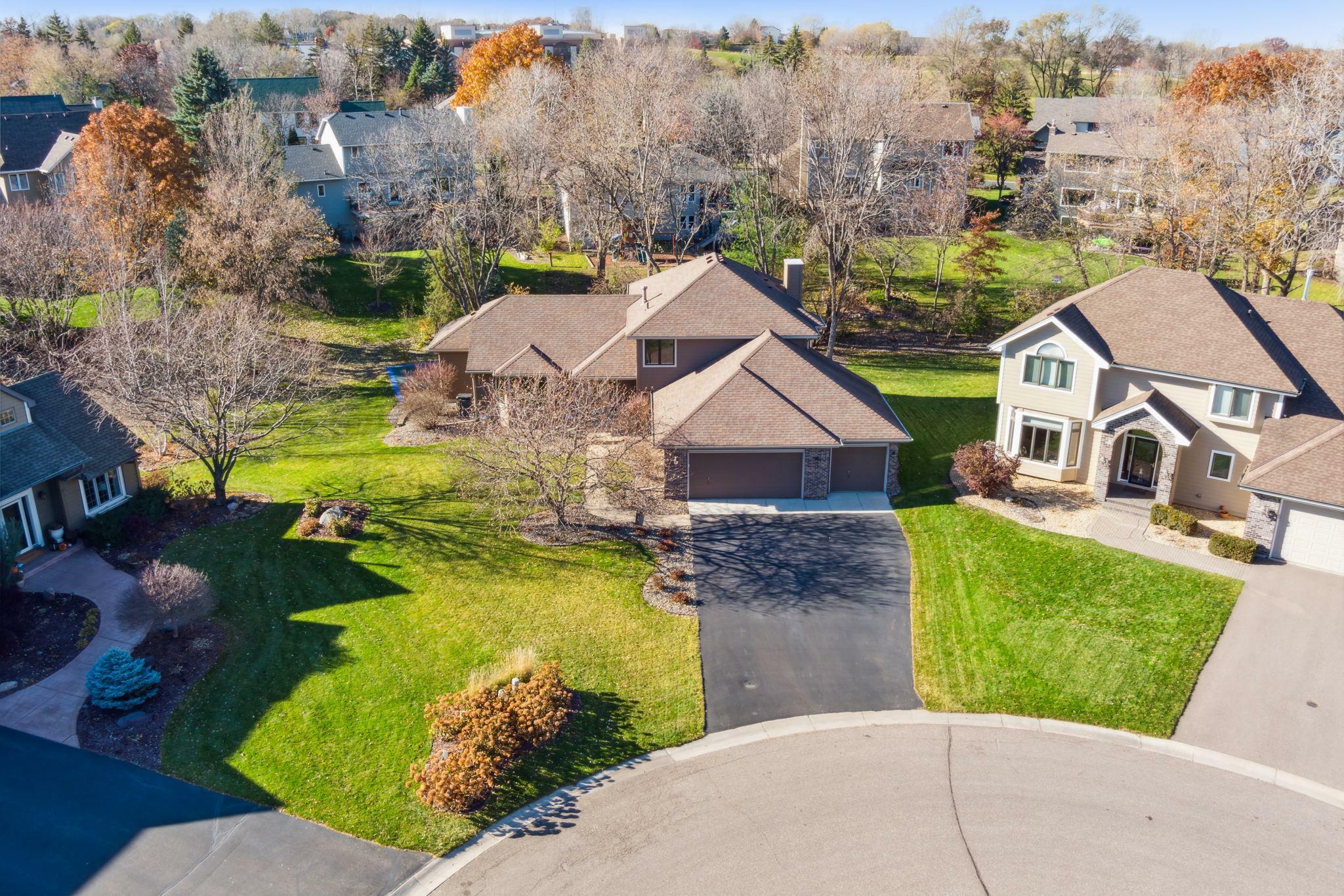 4055 Deerwood Place  Eagan MN 55122 photo