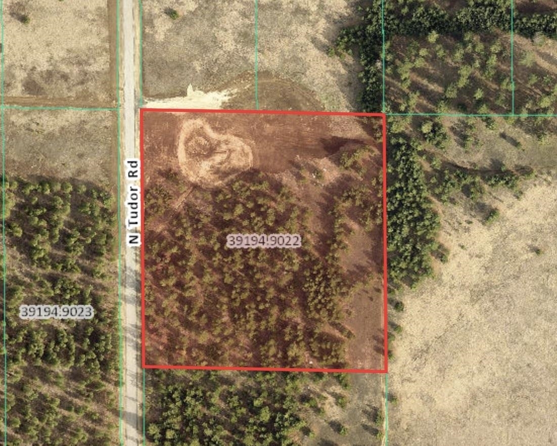 Property Photo:  Nka N Tudor Rd Lot 2  WA 99006 