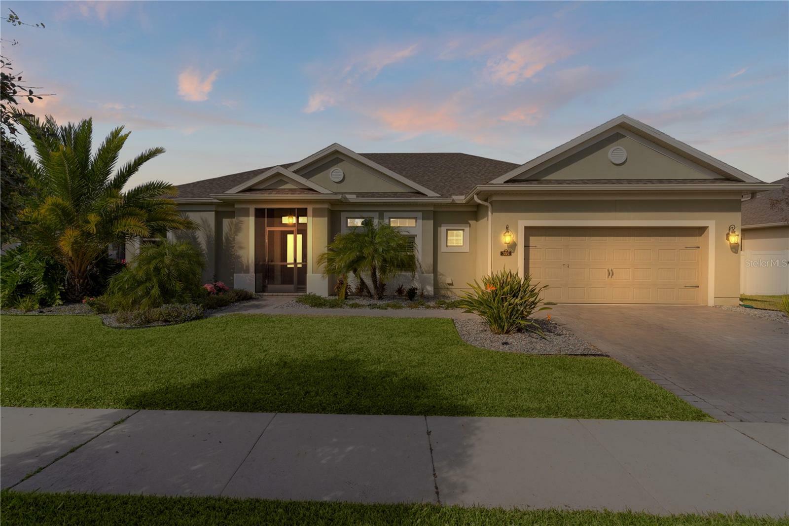 Property Photo:  305 Misty Haven Drive  FL 34736 