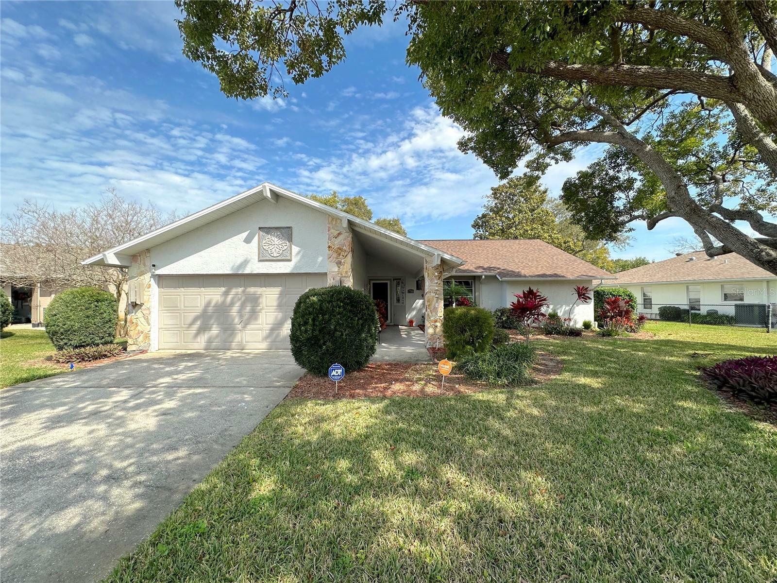 Property Photo:  7701 Sylvan Drive  FL 34667 