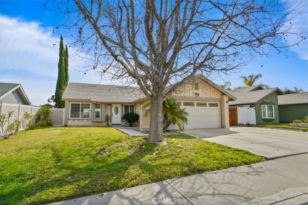 Property Photo:  27458 Elder View Drive  CA 91354 