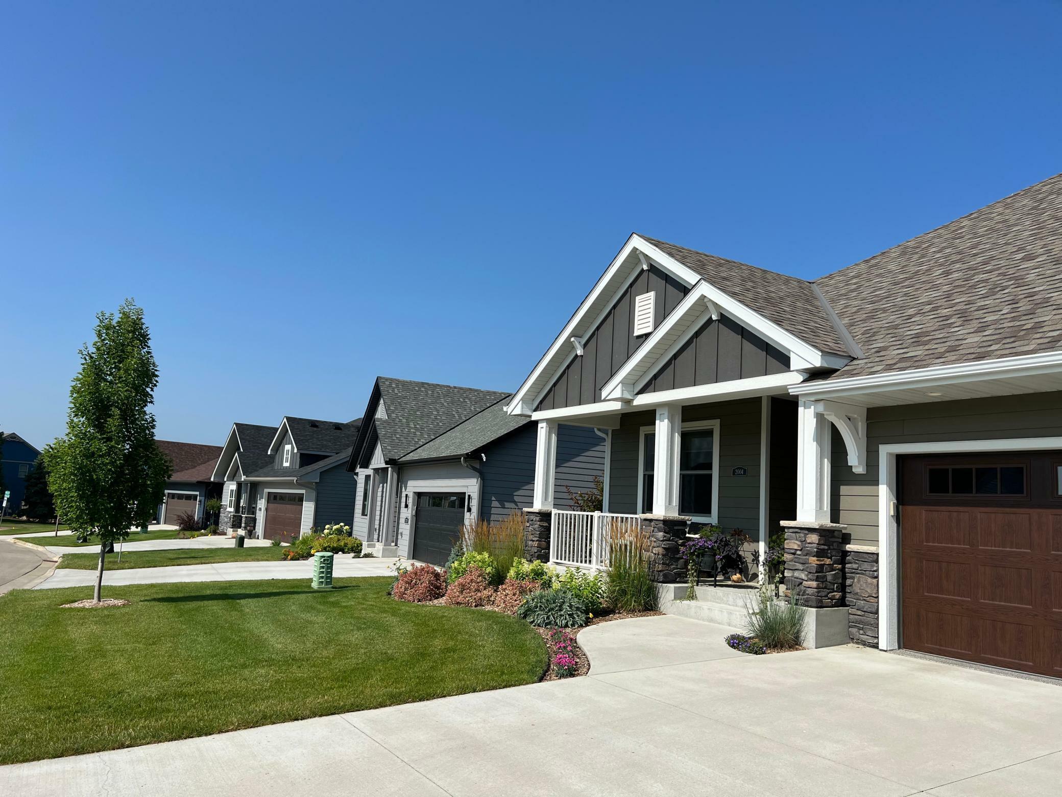Property Photo:  2019 Erie Drive  MN 55057 