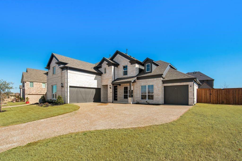 Property Photo:  2600 Hartman Circle  TX 76063 