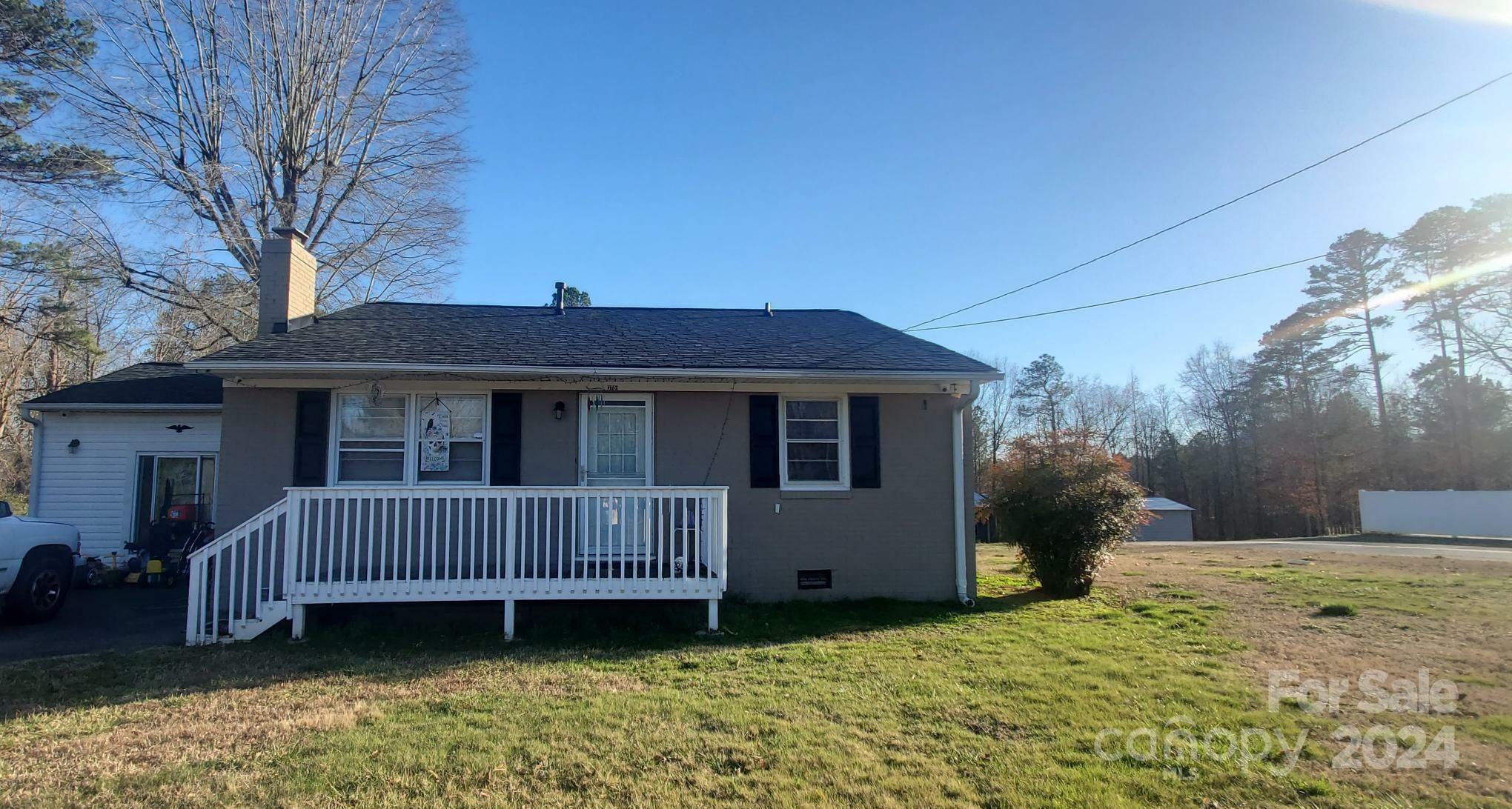 Property Photo:  3701 W Franklin Boulevard  NC 28052 