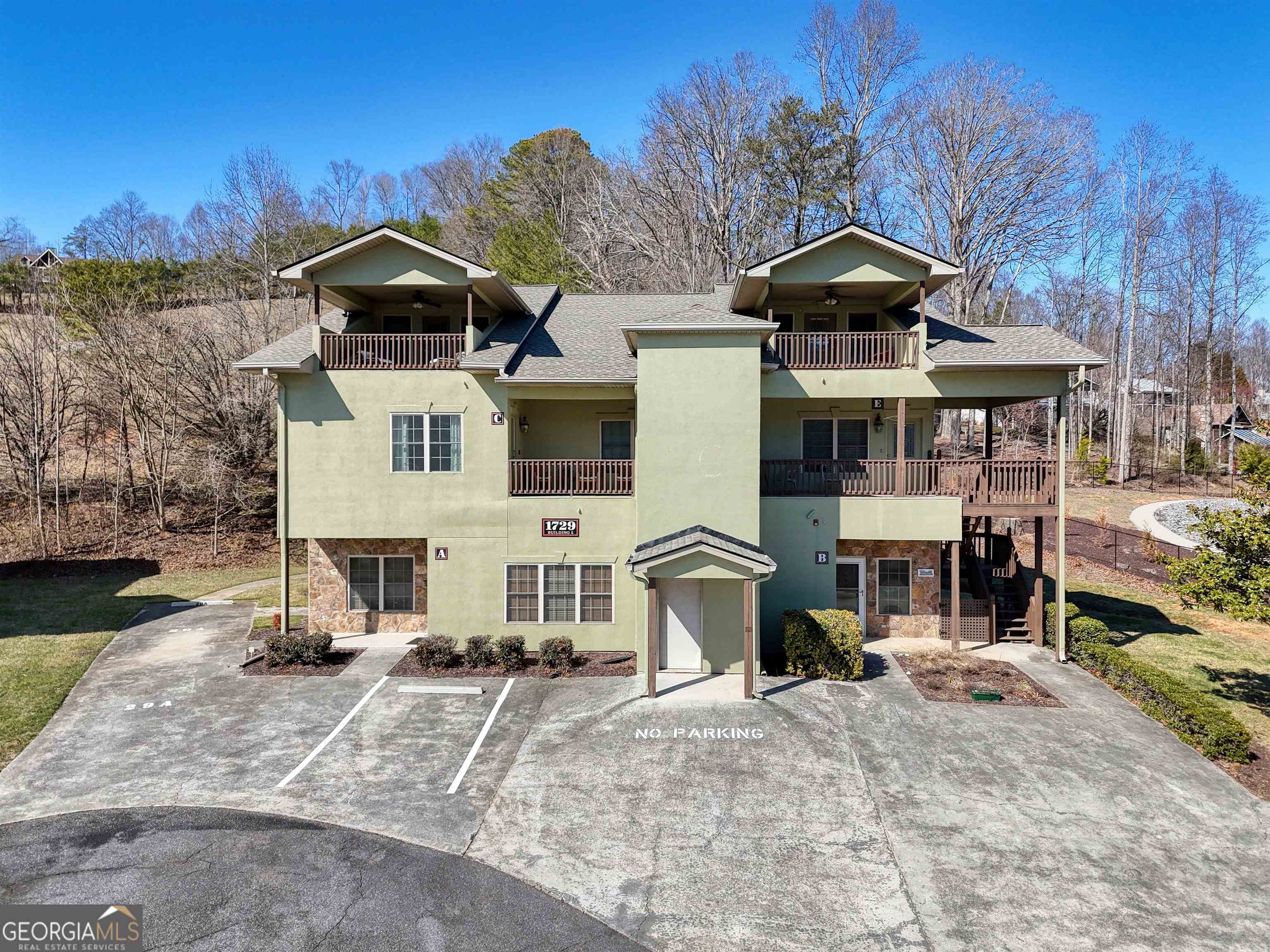 1729D Watercrest Way  Young Harris GA 30582 photo