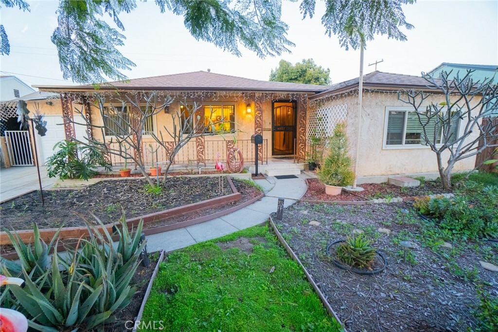 Property Photo:  9521 Glencannon Drive  CA 90660 