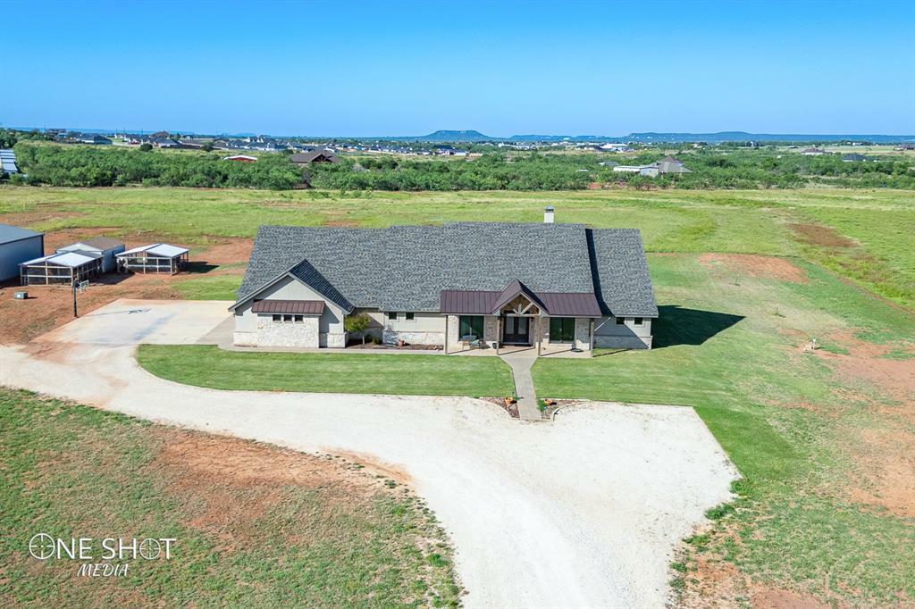 Property Photo: 135 Rondo Road TX 79562