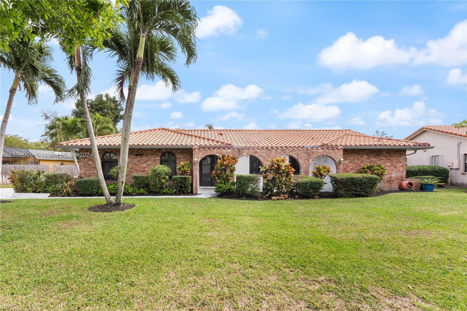 Property Photo:  1086 NW 96th Ave  FL 33322 