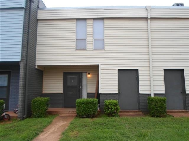 Property Photo: 1400 N Perkins M-100 Road OK 74074