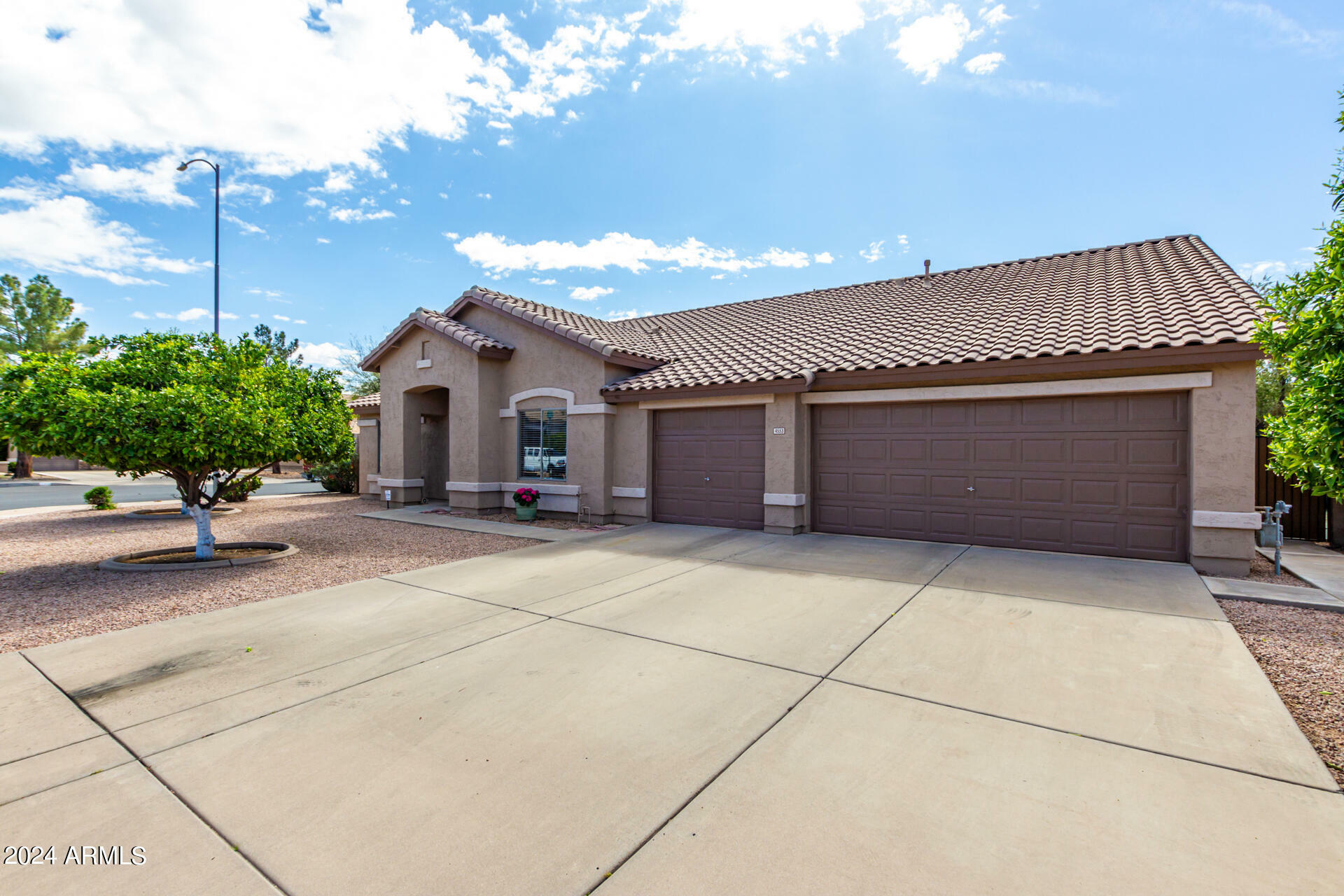 Property Photo:  4553 E Dartmouth Street  AZ 85205 