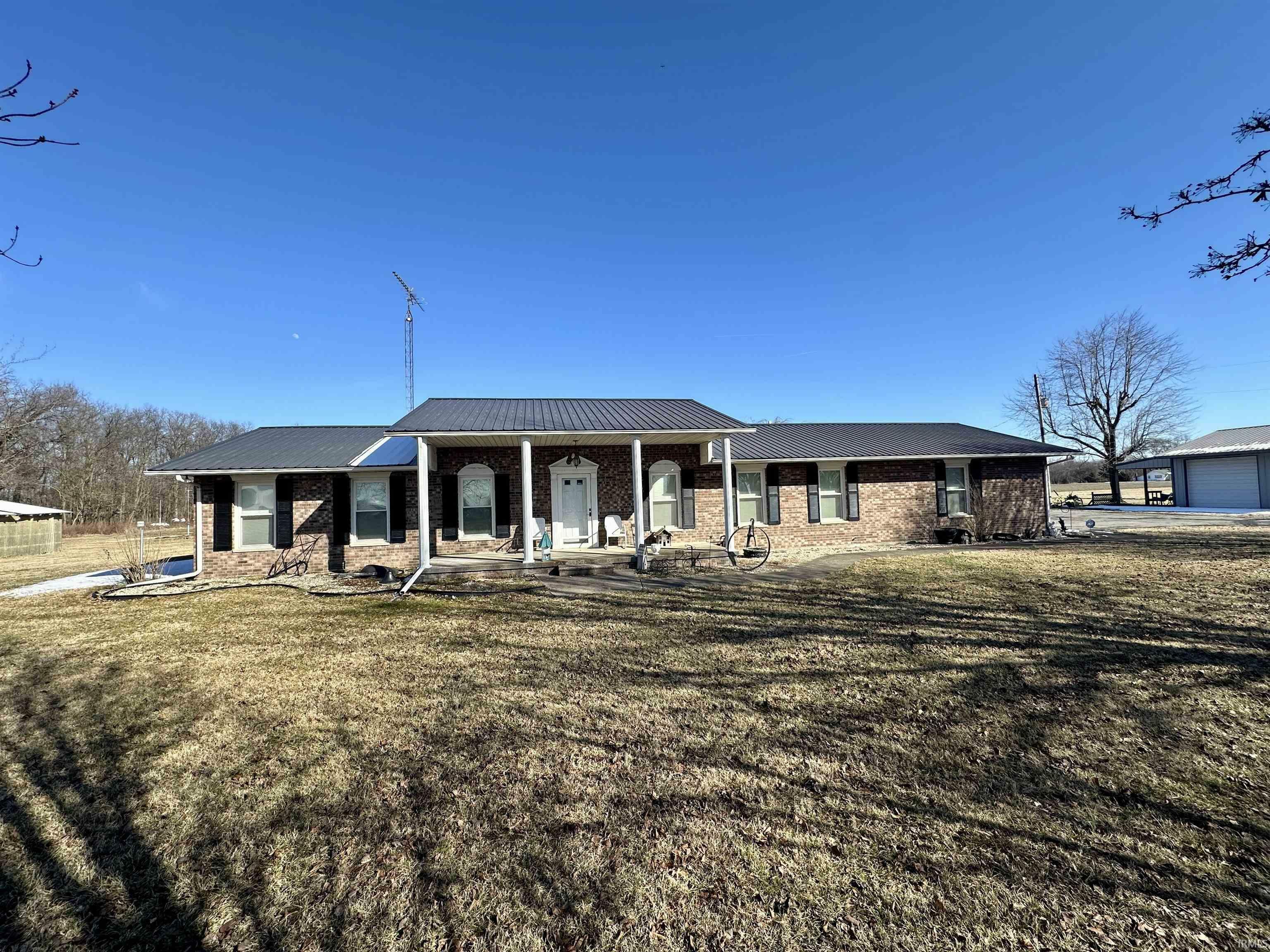 Property Photo:  812 N County Road 800 W  IN 47465 