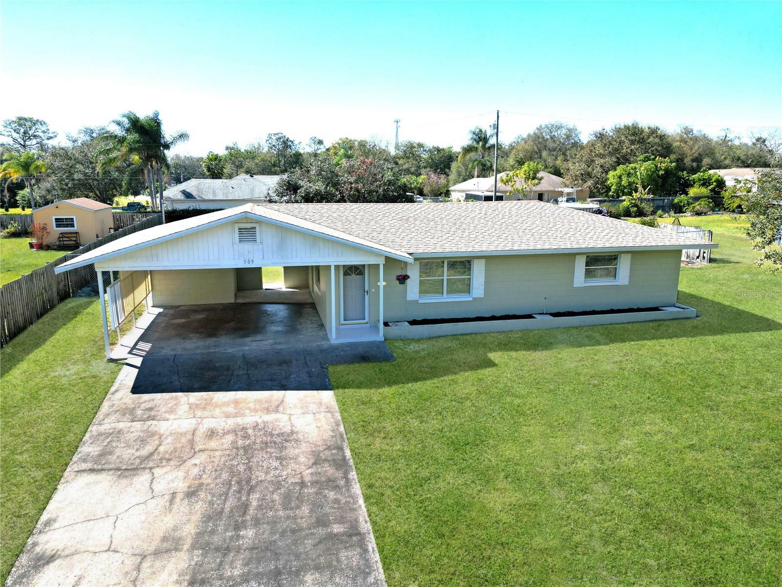 Property Photo:  509 N Florida Avenue  FL 34737 