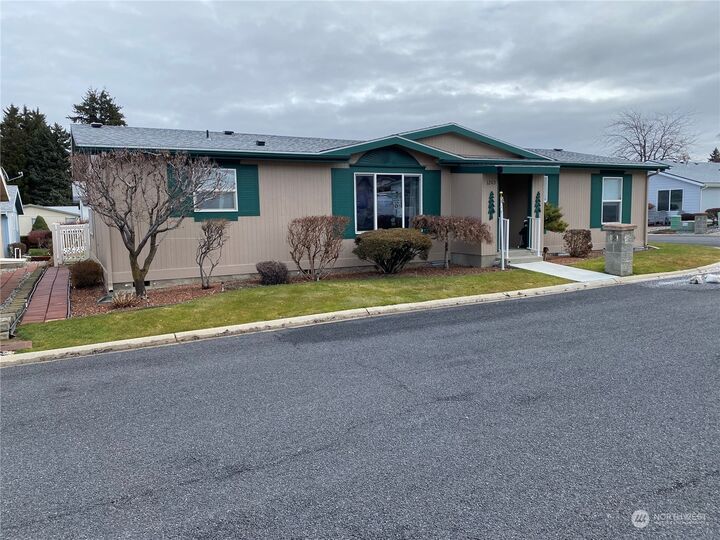 1203 Woods Street  Wenatchee WA 98801 photo