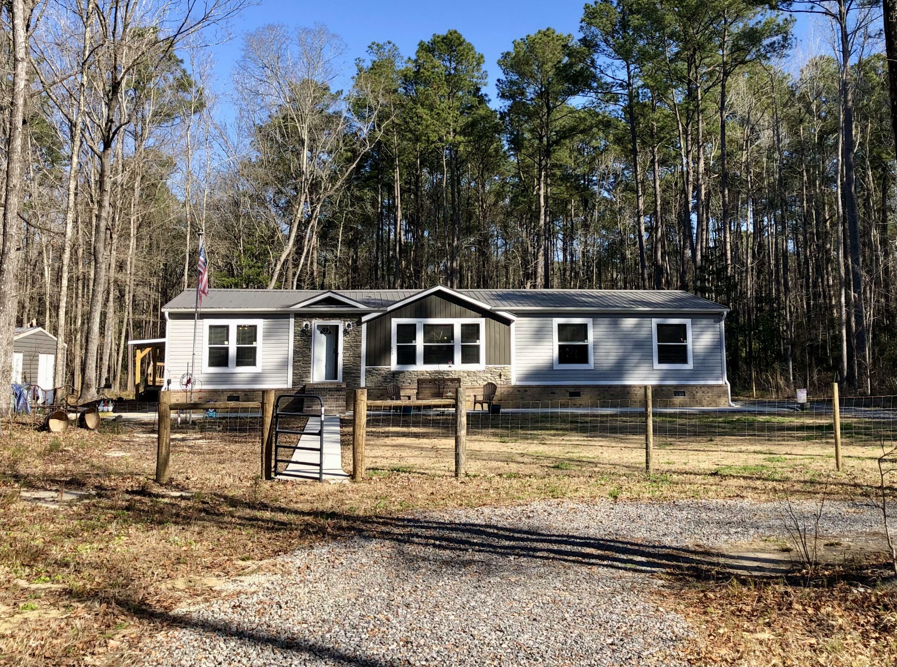 Property Photo:  420 Brabham Lane  SC 29461 