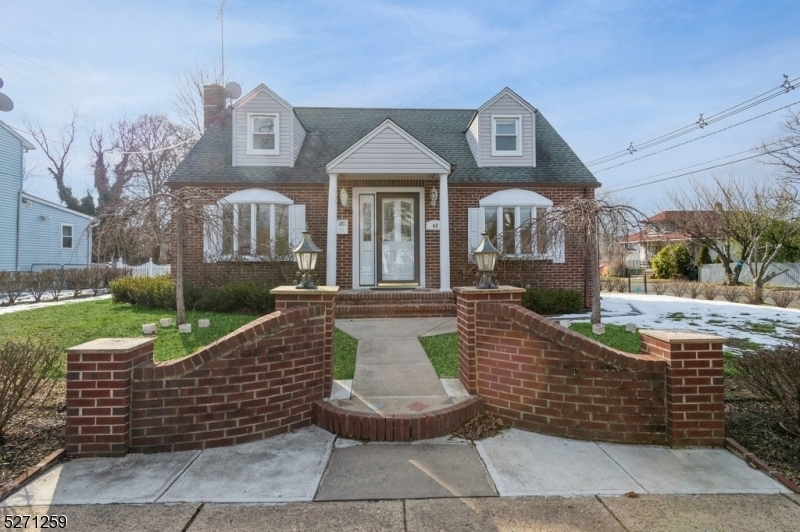 Property Photo:  48 Campbell Ave  NJ 08817 