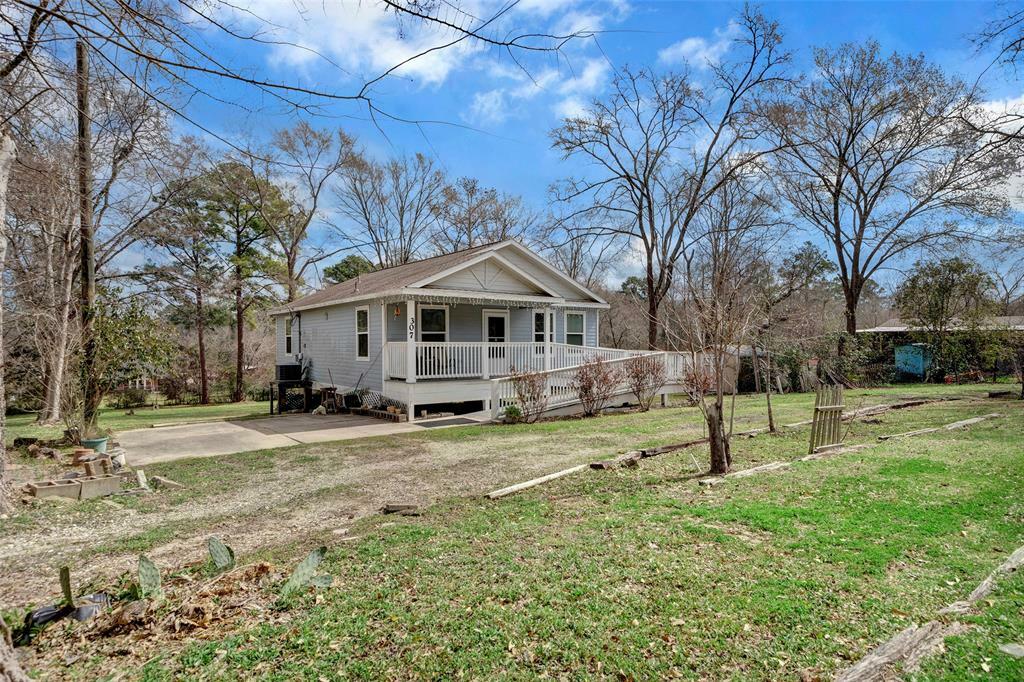 307 Gospel Hill Road  Huntsville TX 77320 photo