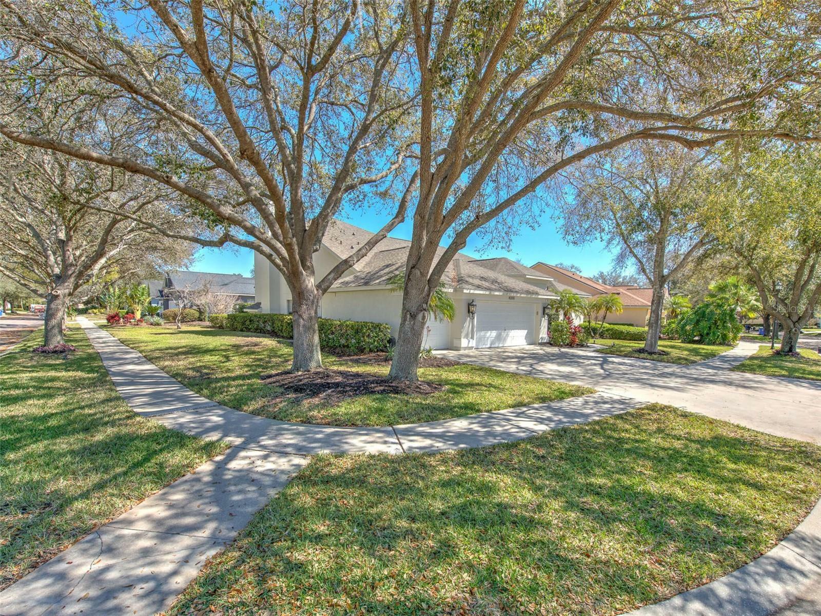 Property Photo:  4310 Glendon Place  FL 33596 