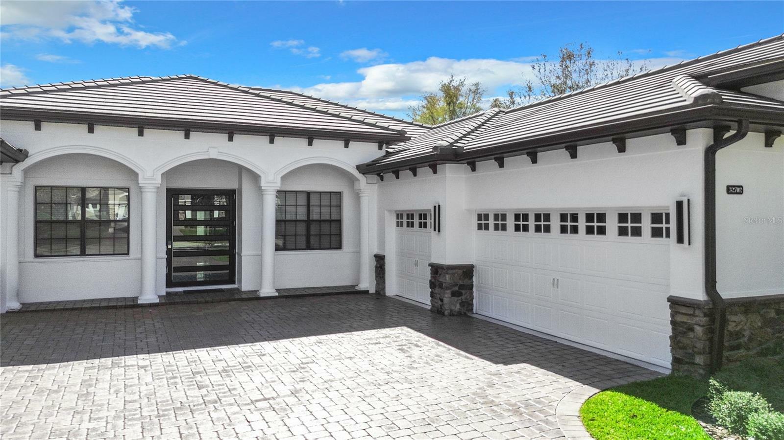 Property Photo:  32702 View Haven Lane  FL 32776 