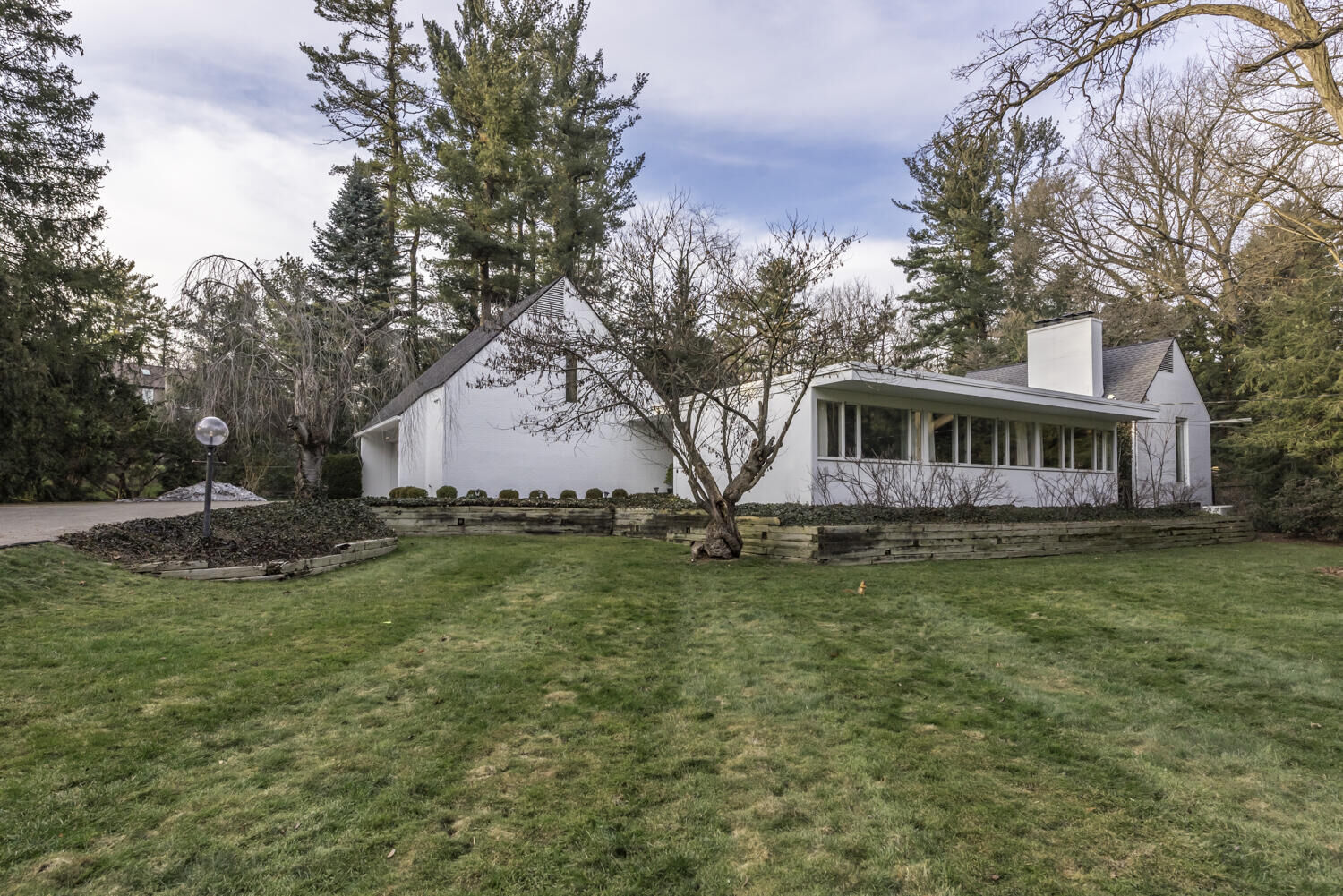 Property Photo:  2855 Devonshire Road  MI 48104 