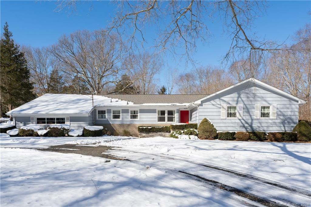 Property Photo:  220 Stepstone Hill Road  CT 06437 