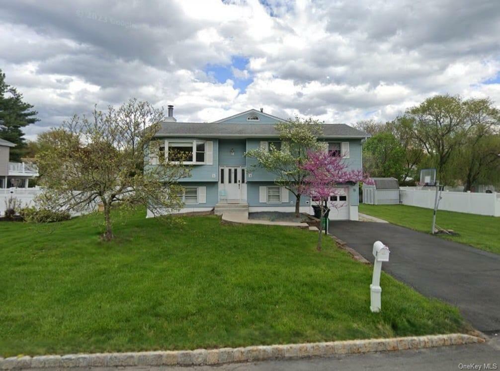 Property Photo: 15 Castle Court NY 10984