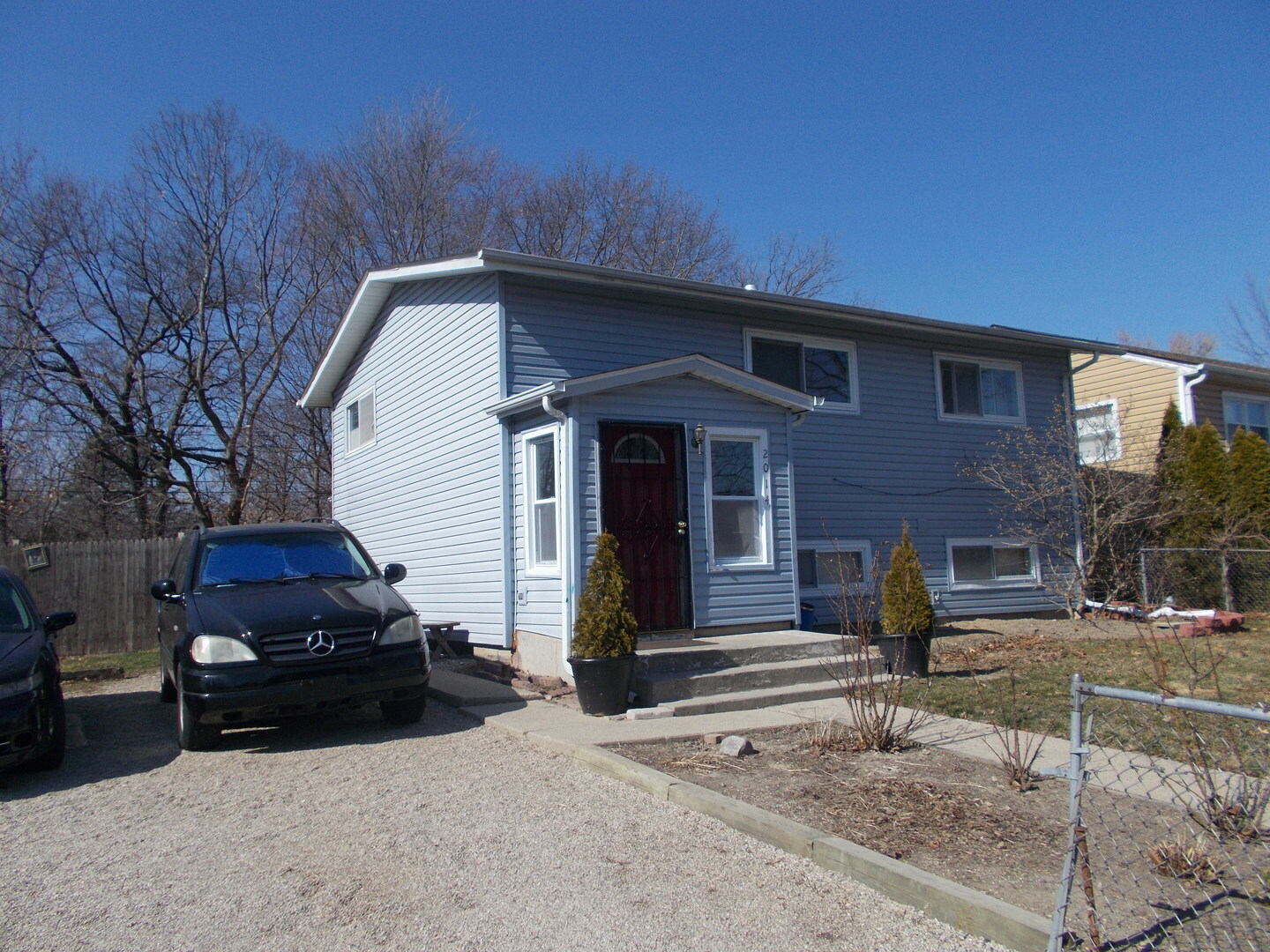 Property Photo:  2014 Wallace Avenue  IL 60064 