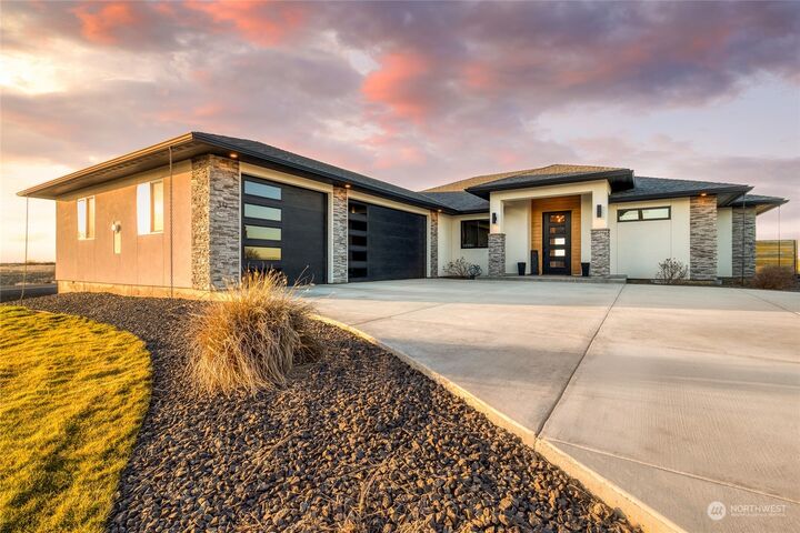 Home for sale in Touchet 39 Nightstar Place, Touchet, WA 99360