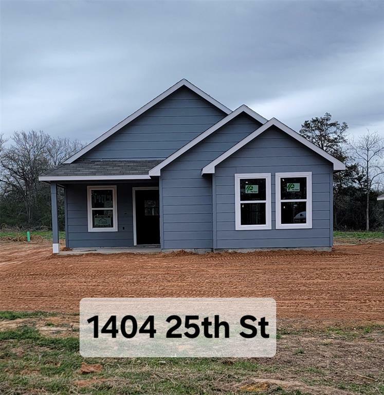 Property Photo: 1404 25th Street TX 77445