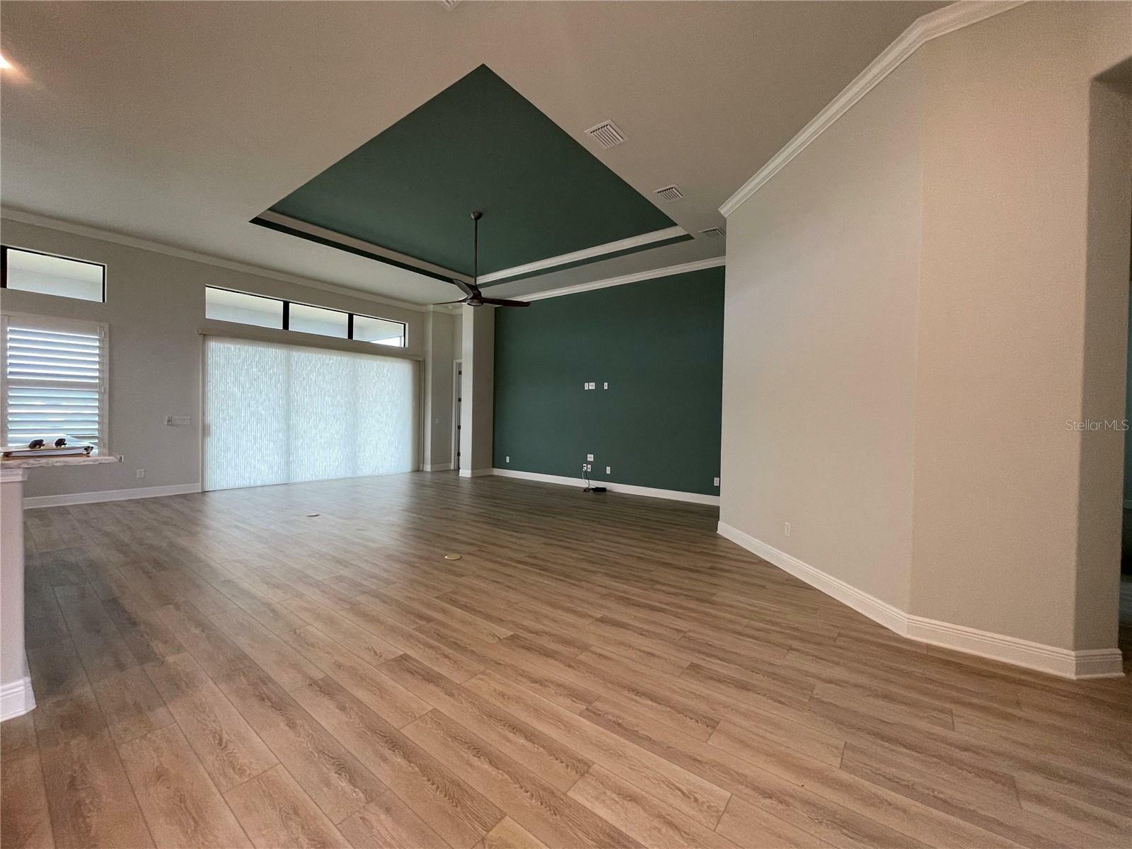 Property Photo:  1550 W Boston Post Drive  FL 34442 