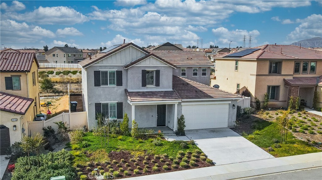 Property Photo:  1733 Horizon Avenue  CA 92220 