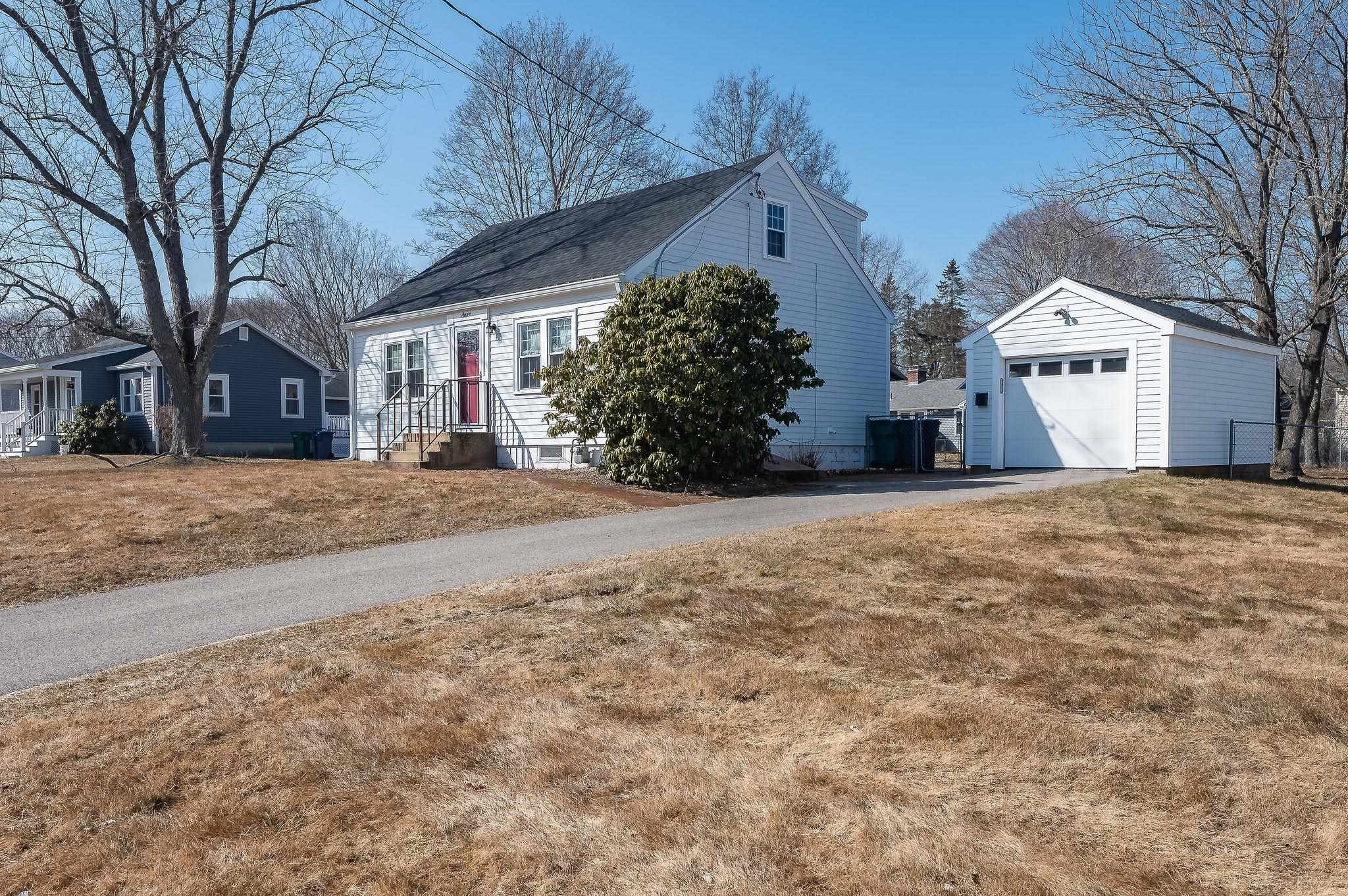 Property Photo:  11 Leavitt Road  NH 03842 